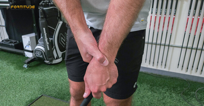 Wrist Pain From Golf image
